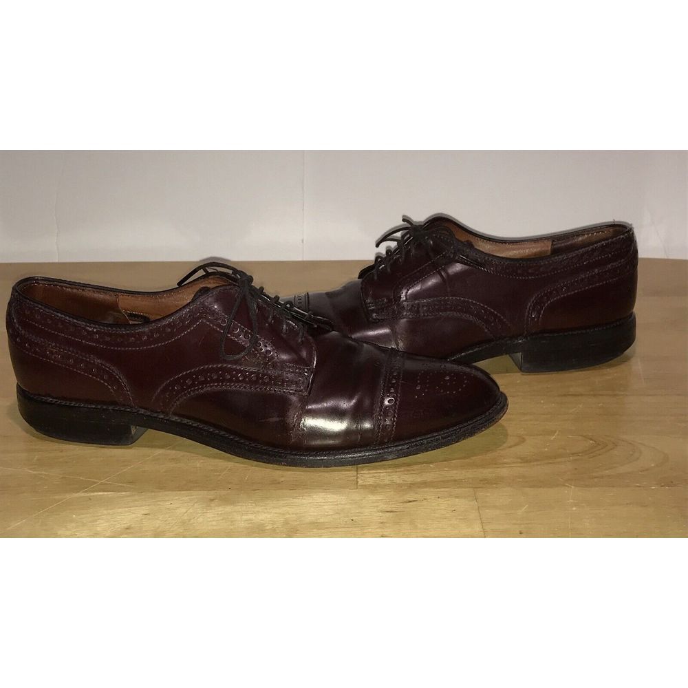 Allen Edmonds Sanford Oxfords Shoes Mens 9 B Brown Leather Cap Toe USA 5237